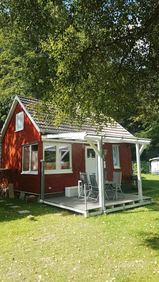 Ferienhaus Direkt Am Badesee Bungalow 11 Schoensee Urnshausen Exterior photo